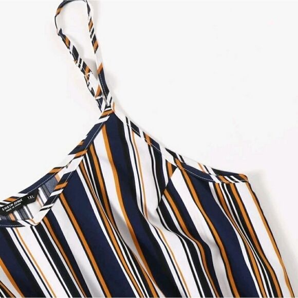 🌼Plus stripe cami top & belted shorts - Picture 4 of 7